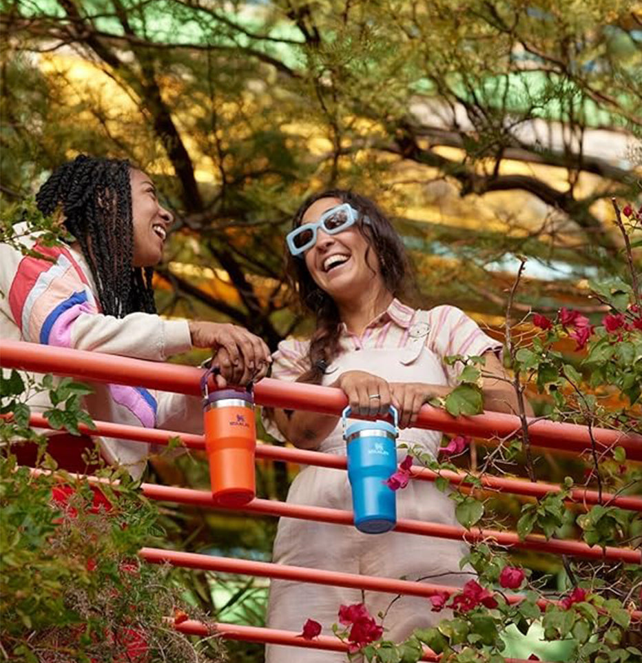 Stanley The Iceflow™ Flip Straw Tumbler | 20 OZ - Mist 10-09994-192