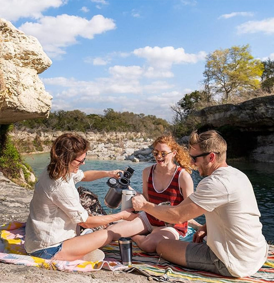 Stanley Classic Stay Chill Beer Pint | 16 OZ - Nightfall 10-01704-058